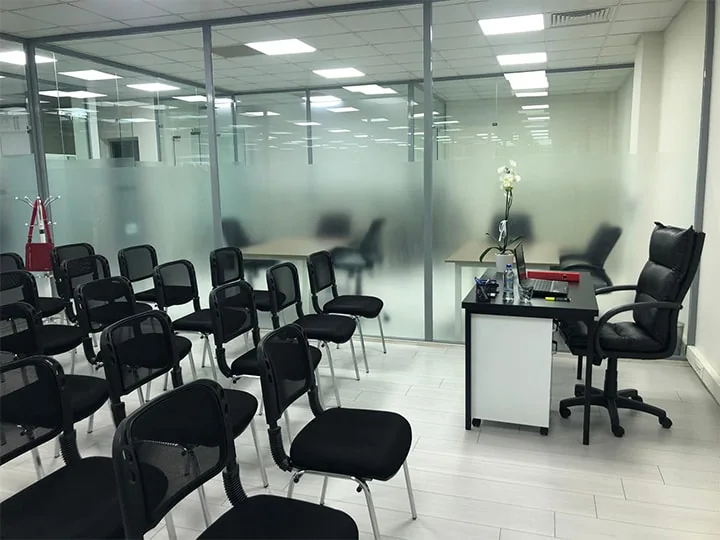 Smart Akademi eğitim salonu — görsel 4